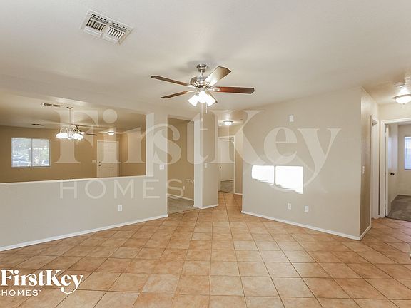 3rd image of 5314 E Flower Ave