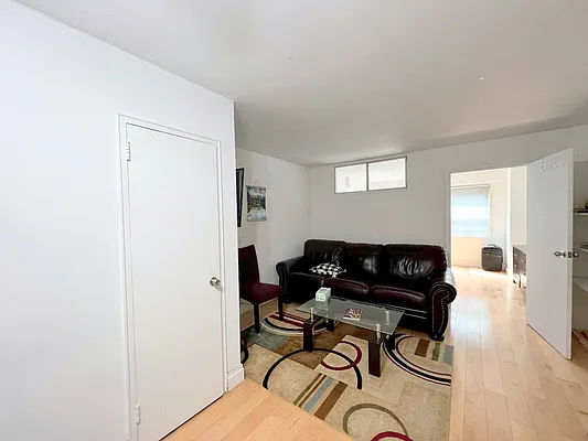 Rented by Corcoran | media 2