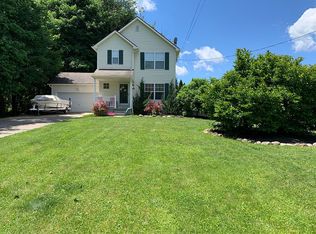 894 Mohawk Trl, Akron, OH 44312
