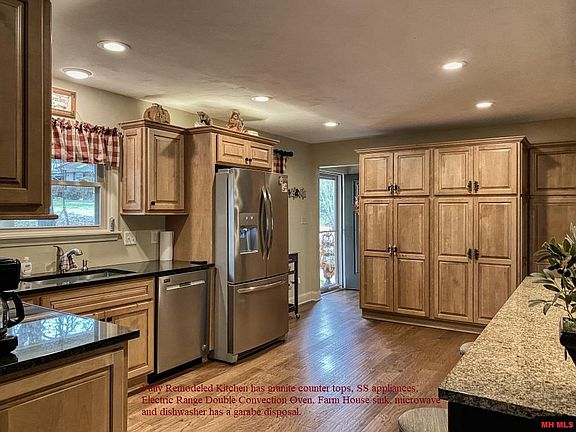 2nd image of 31 Shoreline Dr