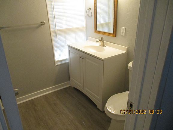 4th image of 1502 Clouser Ln
