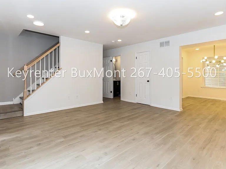 3900 Captain Molly Cir — Photo 6
