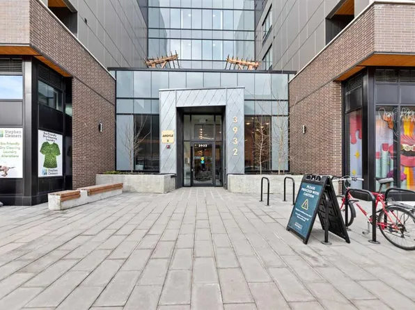 3932 N University Ave NW #310, Calgary, AB T3B 6N7
