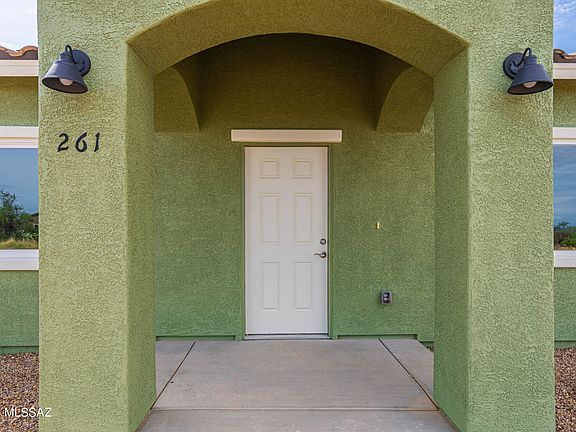 4th image of 261 S Atlanta St