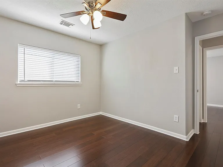 2362 Keegan Hollow Ln — Photo 29