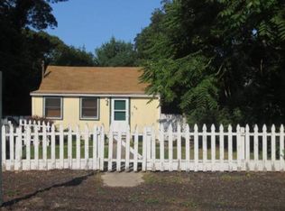 46 Highview Dr, Selden, NY 11784