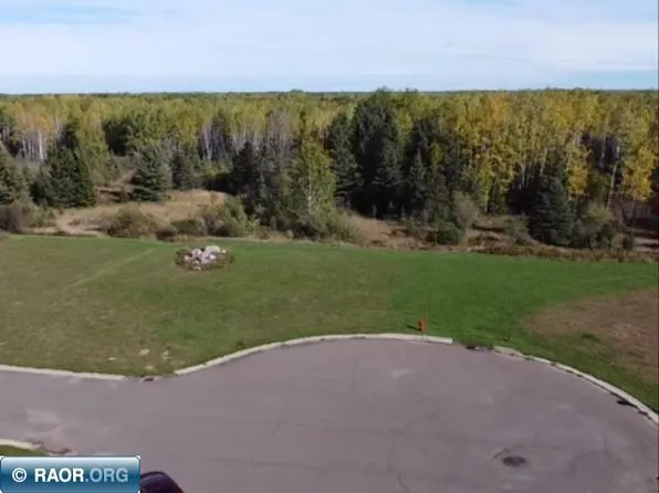 5154 Mesabi Ln, Hibbing, MN 55746