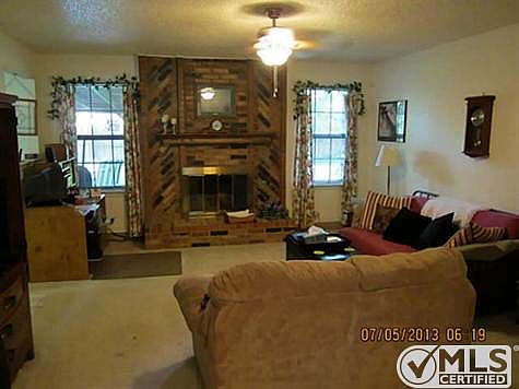 3rd image of 2516 Westpark Way Cir
