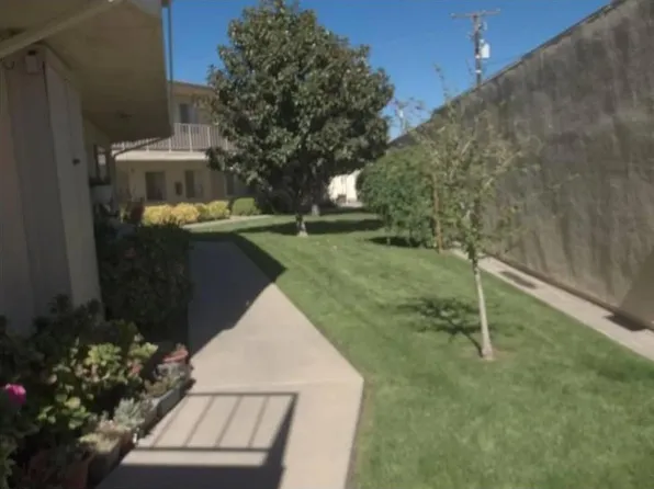 522 E Avenue Q5 #18, Palmdale, CA 93550