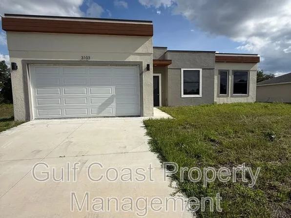 3103 58th St W, Lehigh Acres, FL 33971