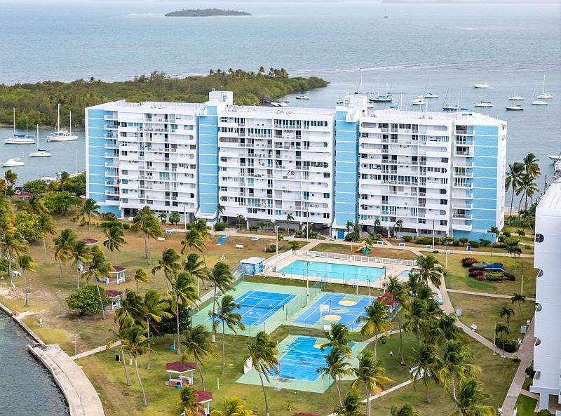 1st image of Cond Isleta Marina Torre 1 APT 45