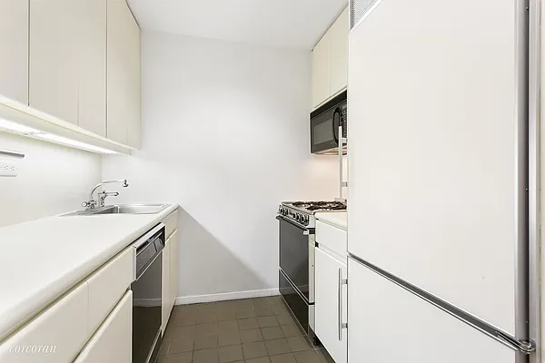 Sold by Corcoran | media 54