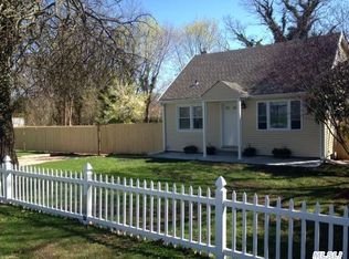 2913 N Wading River Rd, Wading River, NY 11792