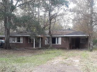 190 Radio Rd, Pineville, LA 71360