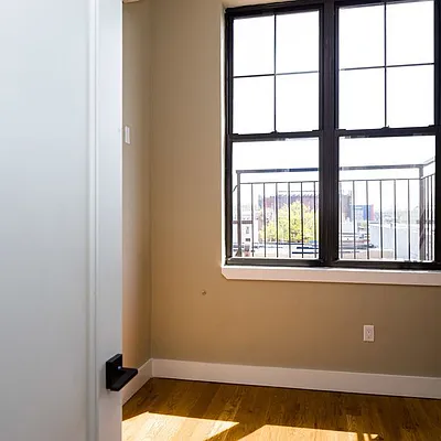 Rented by Brooklyn Group | media 21