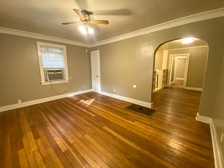 488 Ellsworth St — Photo 3