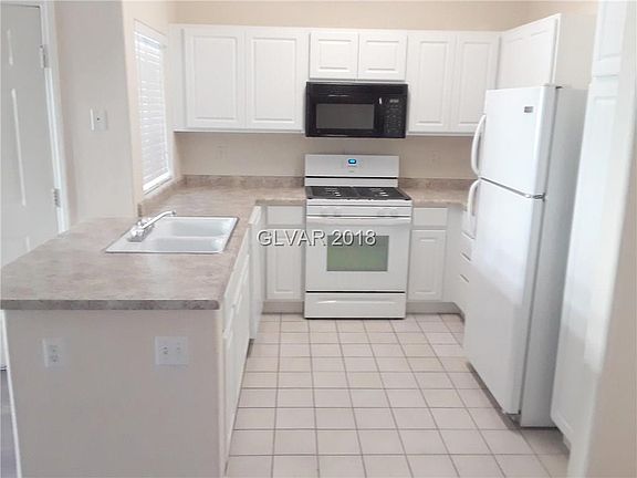3rd image of 855 N Stephanie St Unit 1112