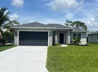 183 Wright Dr, Rotonda West, FL 33947