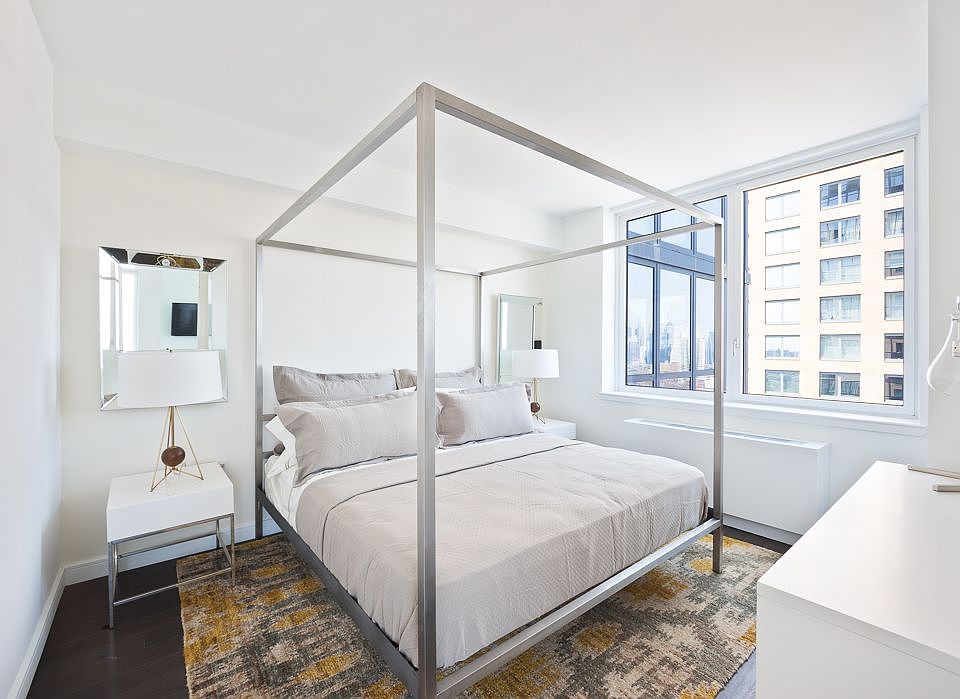 1st image of 309 Gold St APT 25C