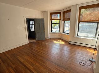 179 Harvard St #1, Cambridge, MA 02139