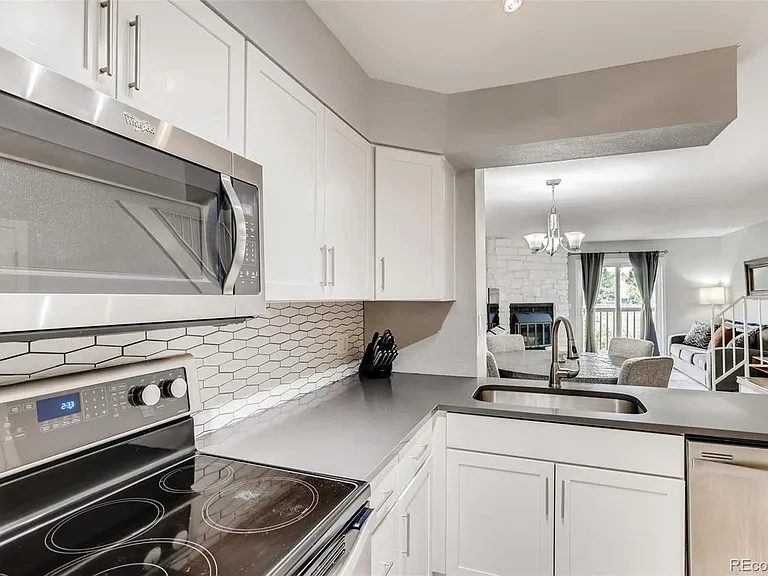 1254 S Idalia St — Photo 4