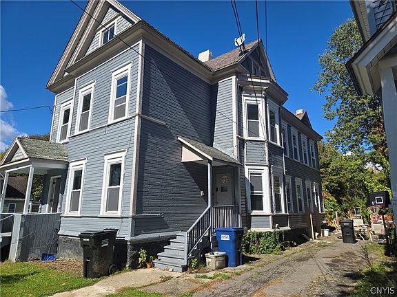 5th image of 104 Hartson St