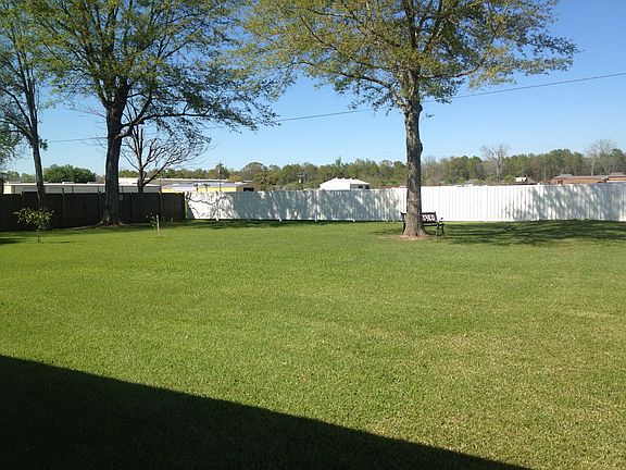 2nd image of 2334 Oak Alley Dr
