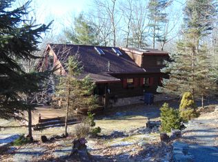 137 Gunstock Ln, Tafton, PA 18464