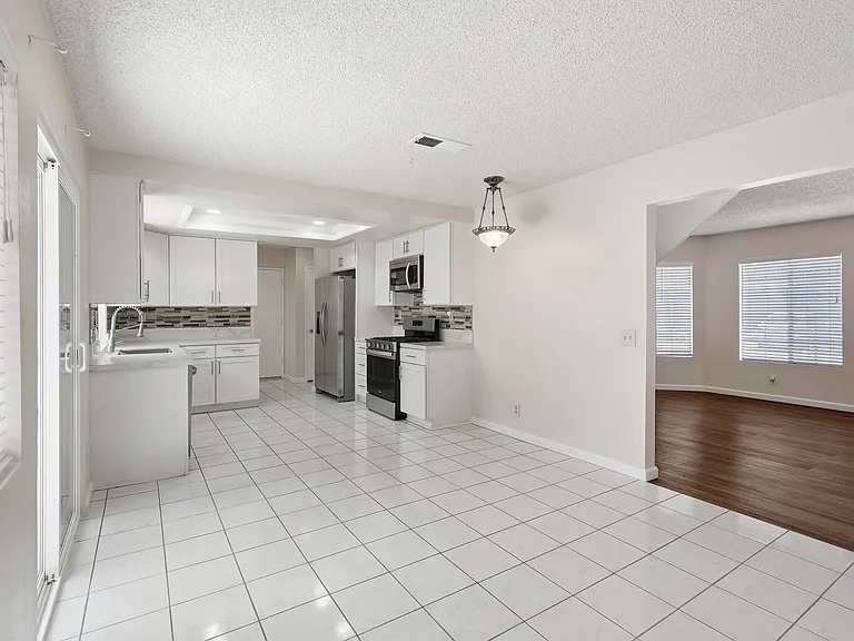 15303 Rancho Polermo Rd — Photo 9