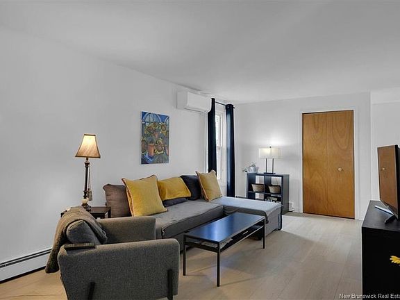 4th image of 32 Cedar Grove Cres #30