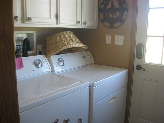 3rd image of 251 County Road 108