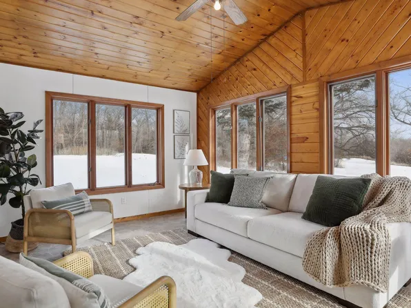 13815 Pokegama Lake Rd, Pine City, MN 55063