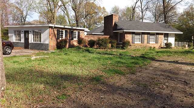 1st image of 5390 Loch Lomond Dr