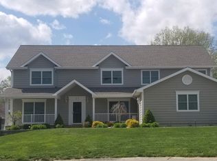 27 Rosette Ct, Lake Saint Louis, MO 63367