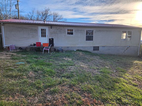 4th image of 125 Robins Nest Dr