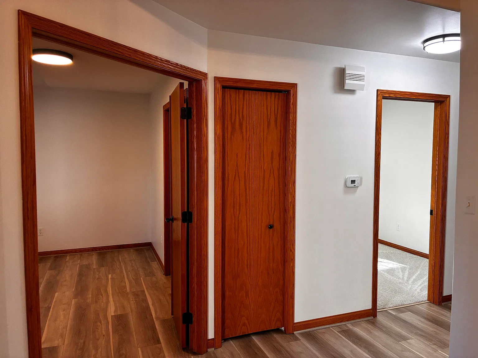 4 bed, 2.0 bath, 1670 sqft, $3,400 — Photo 4