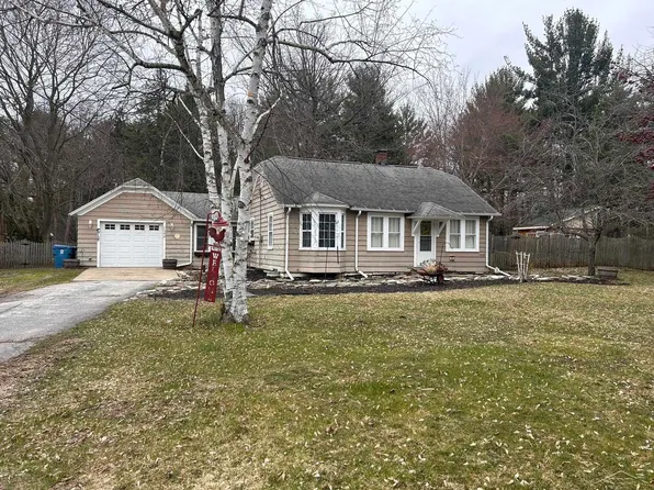 1990 S Poseyville Rd, Midland, MI 48640