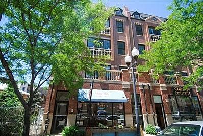 1st image of 3720 N Lincoln Ave APT 3S
