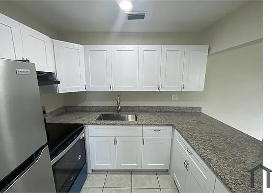 2 bed, 950 sqft, $2,300 — Photo 4