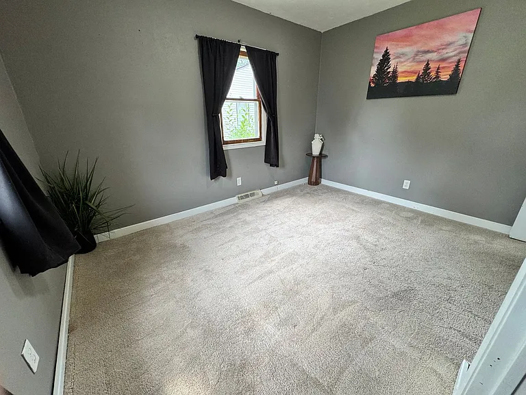 230 E Gilbert Dr — Photo 24