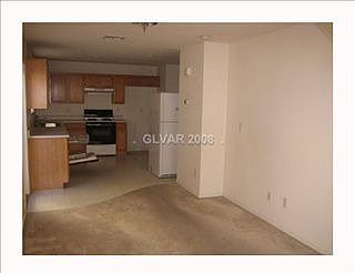 3rd image of 5243 Paradise Valley Ave