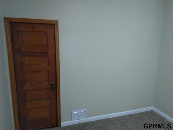 5th image of 5706 S 32nd St