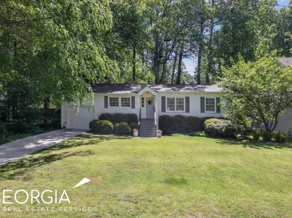 2805 Georgian Dr E, Chamblee, GA 30341