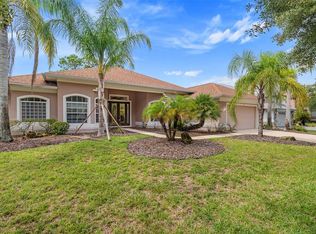 19 Lakeview Ln, Palm Coast, FL 32137