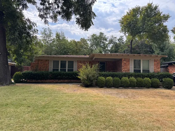 10422 Lake Gardens Dr, Dallas, TX 75218