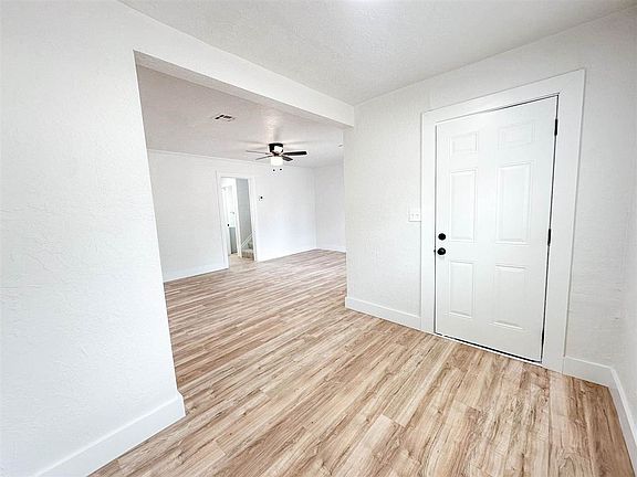 5th image of 1708 NW Ash Ave