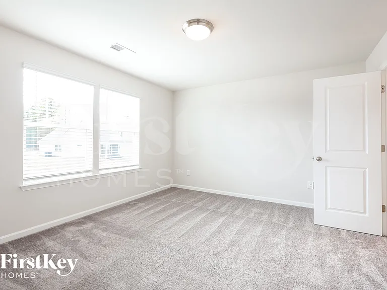 1100 Mission Hill Ln — Photo 13
