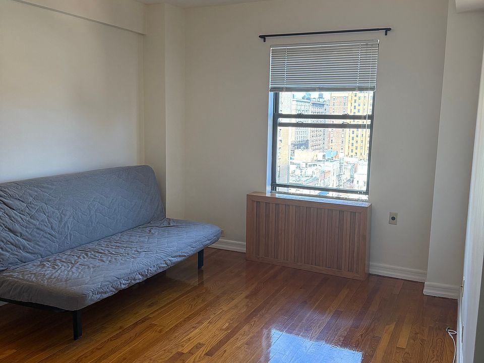 1st image of 250 W 100th St #1412