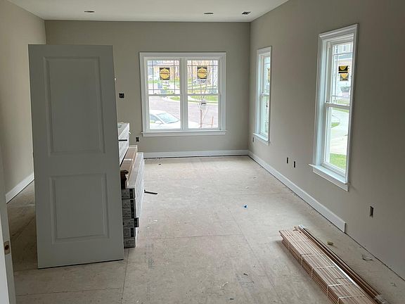 5th image of 9420 Alsace Ct