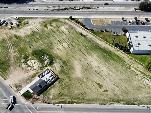 2510 Whitson St, Selma, CA 93662